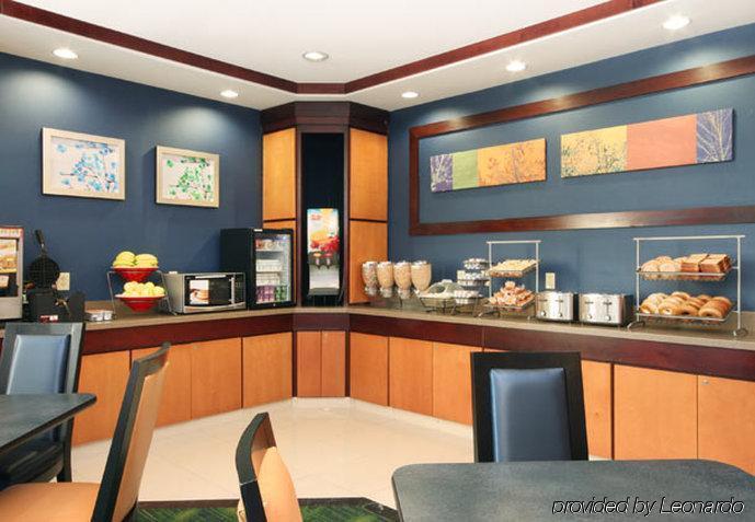 Fairfield Inn & Suites Woodbridge Avenel Bagian luar foto